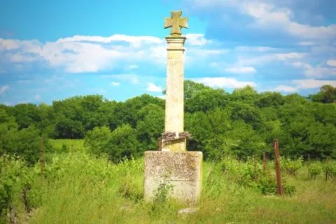 Saint-Christol Croix de Malte