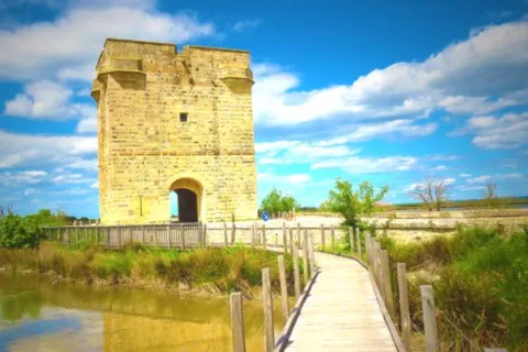 Aigues-Mortes tour Carbonnière