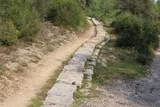 Castries Cadenet Aqueduc