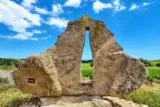 Montagnac statues oenologie